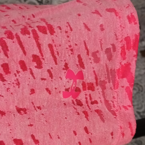 Under Armour Workout Top Size XL - Picture 2 of 5